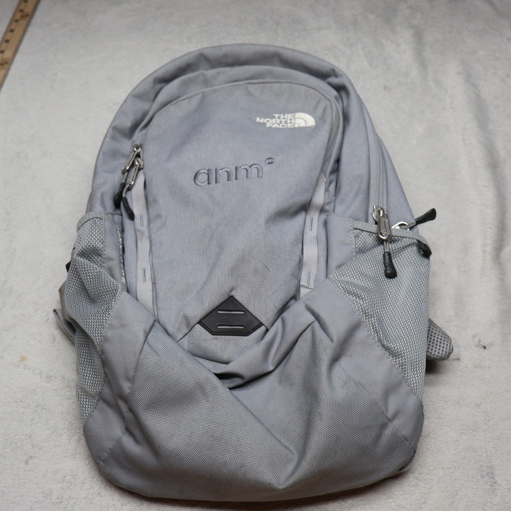North Face Backpack Men OS Grey Connector‎ Travel Outdoor Commuter Daypack LOGO